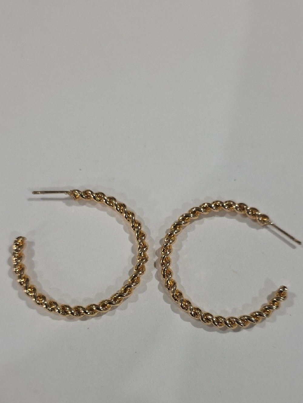 Gold Twisted Rope Open Hoop Earrings – Elegant Women’s Fashion Jewelry - 1.5-in - Picture 2 of 7